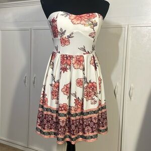 NO BOUNDARIES Ivory Strapless Dress